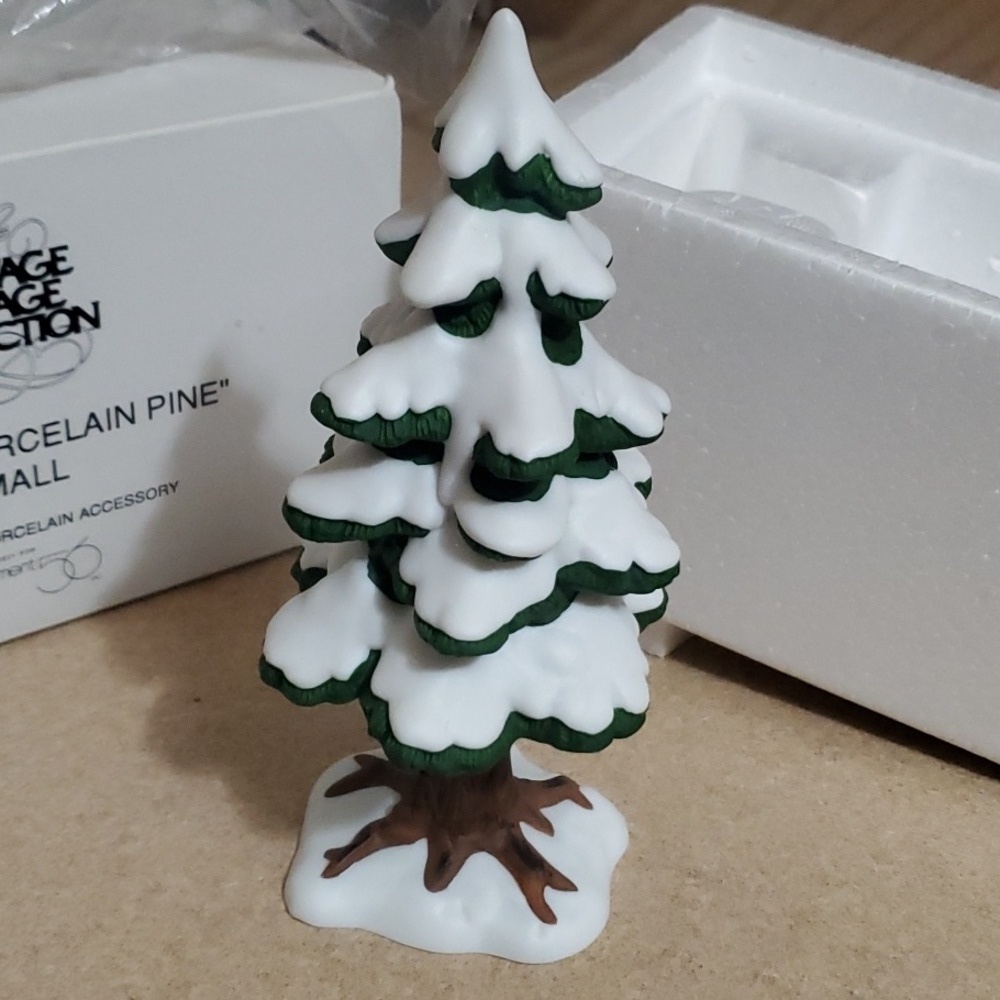 Heritage Village Collection Dept. 56 Village Porcelin Pine Small Tree Snow Cover